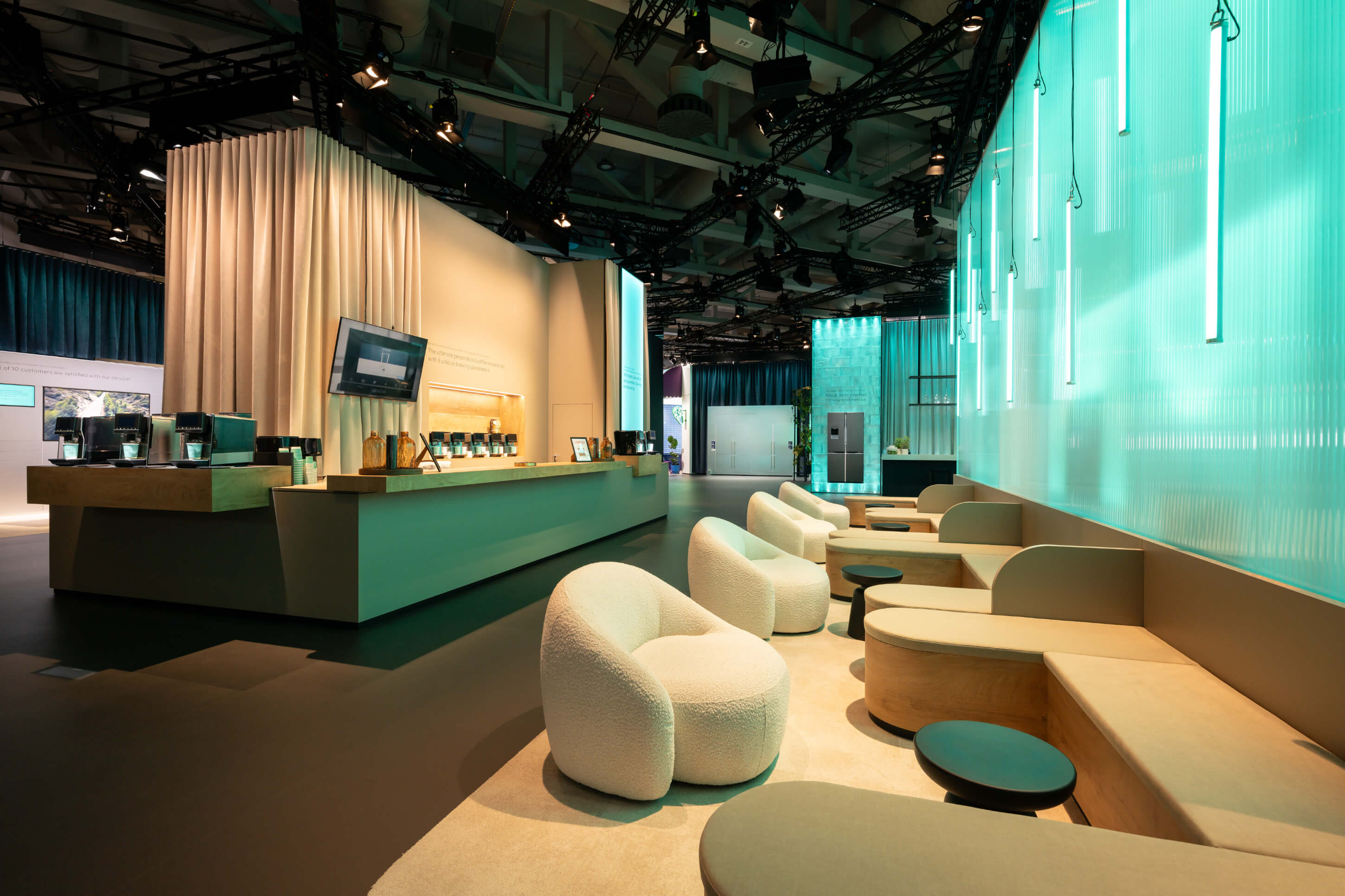 SIEMENS_IFA2025_WOU_Architects_Messestand_12_web SIEMENS_IFA2025_WOU_Architects_Messestand_12_web